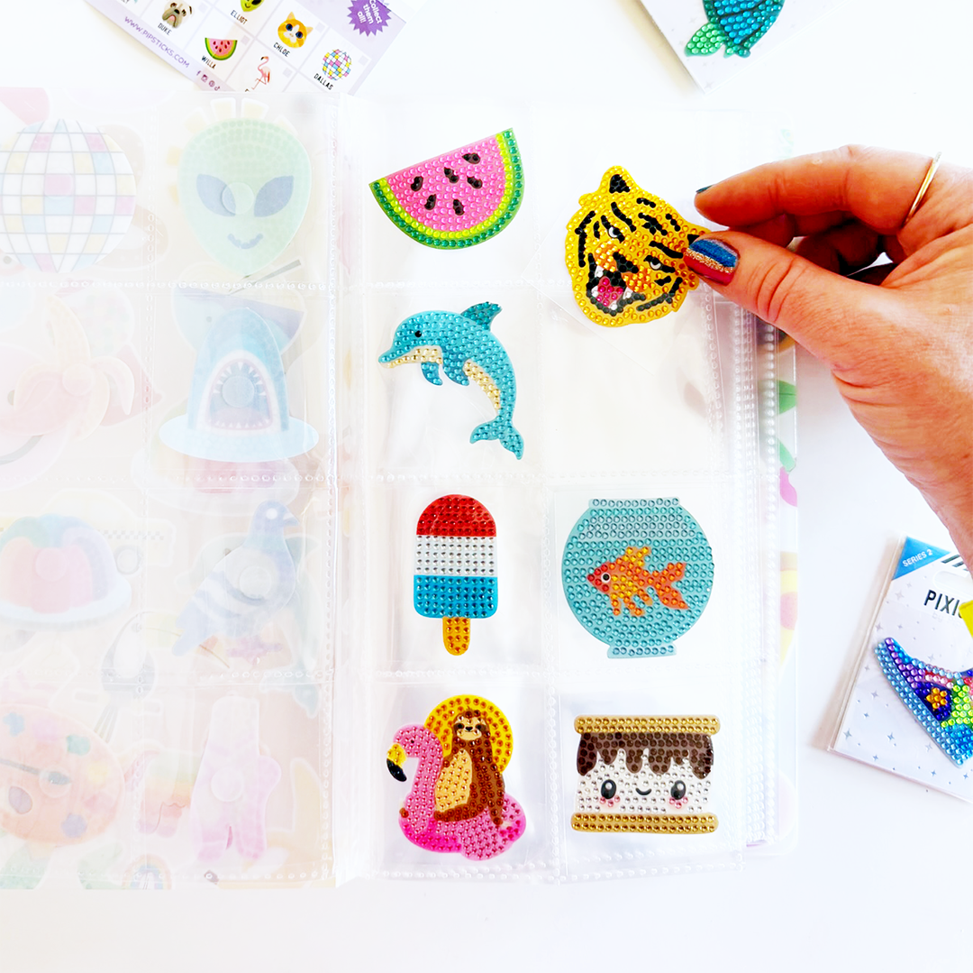 NEW! Dolly Dolphin Pixigem